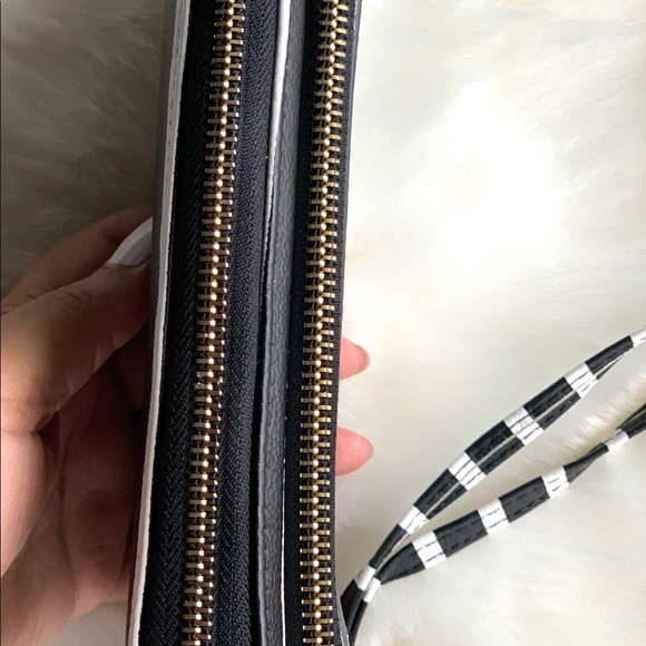 Target Long Wallet - Picture 3 of 7